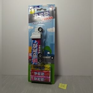NIP PEZ Truck/Rig Raspberry Mascot White Cab and Pink Truck